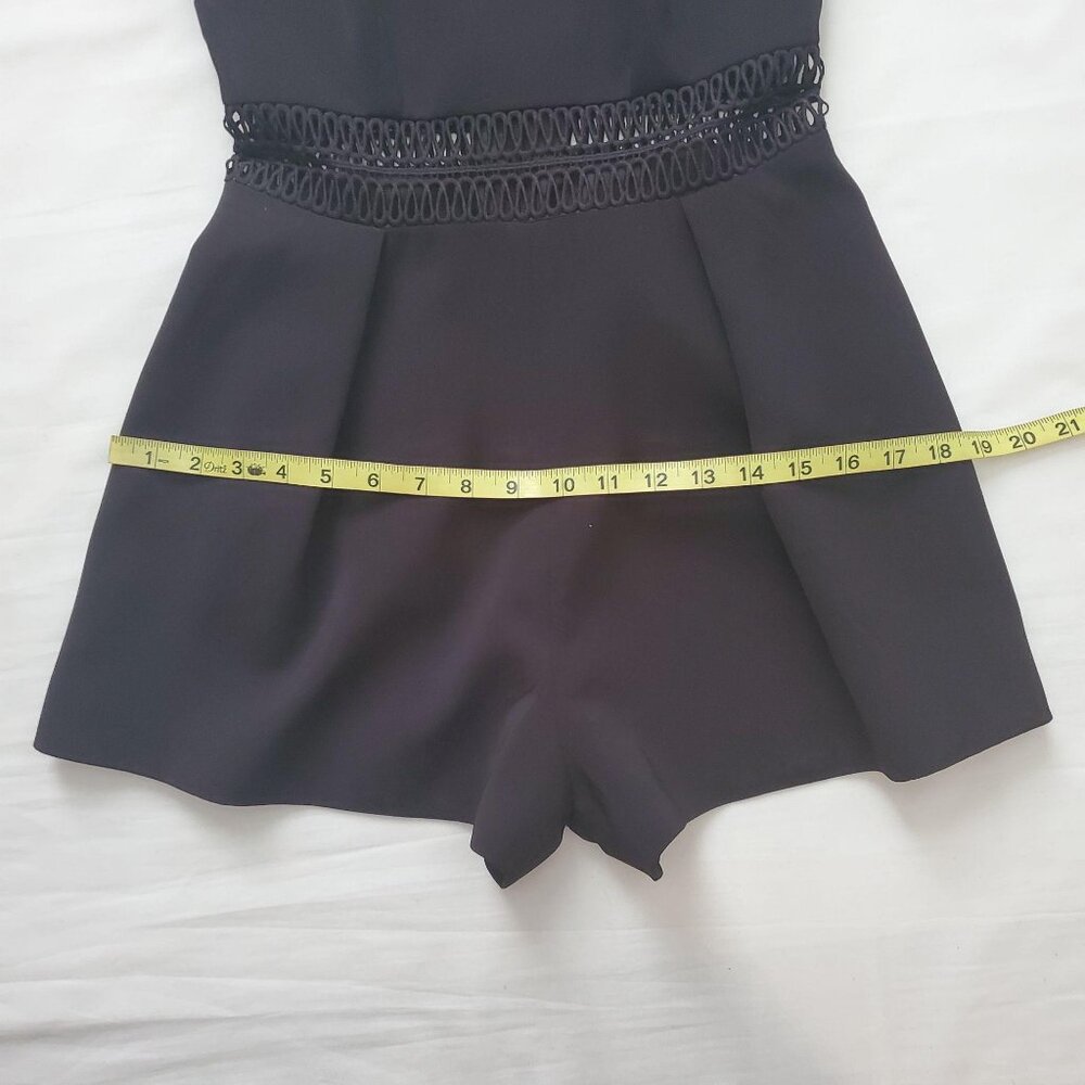 Keepsake‎ Women's High Neck Eyelet Lace Cut-Out Waist Black Short Romper Size XS - Picture 14 of 16